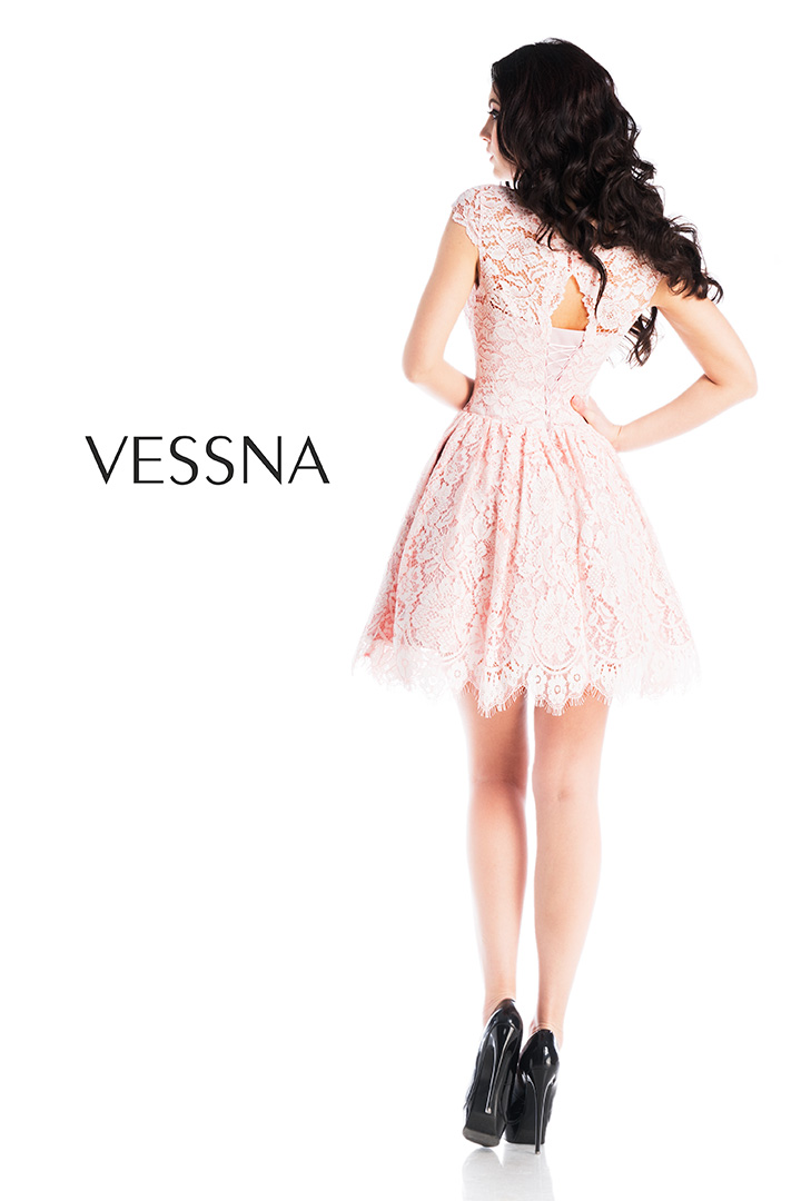 Коктейльные платья Vessna
