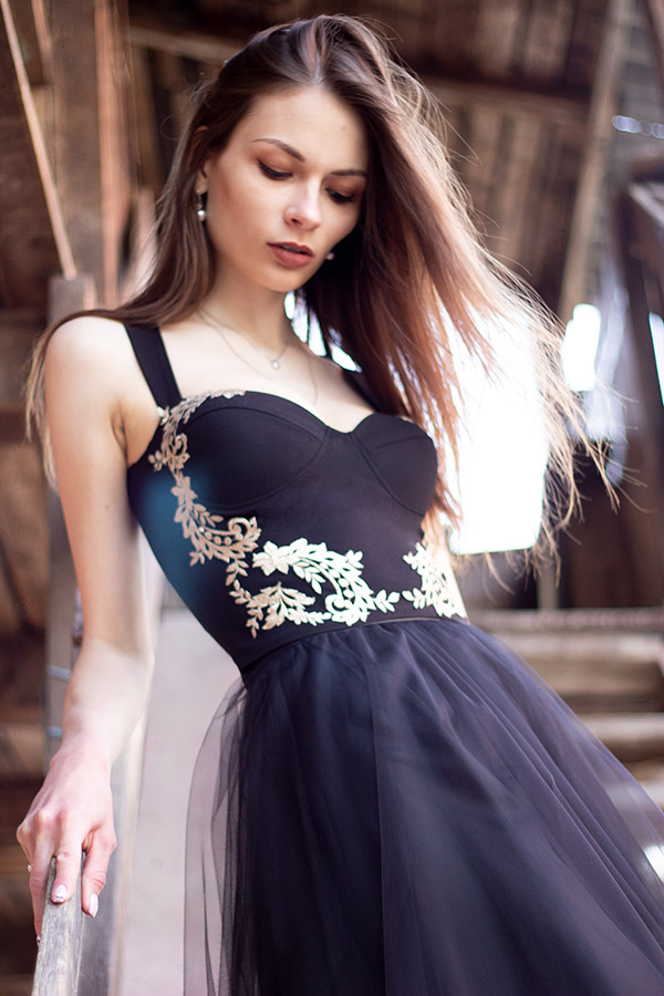 Черное платье